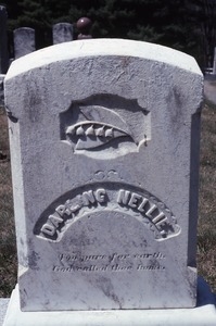 Lyme (New Hampshire) gravestone: darling Nellie