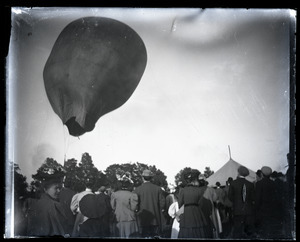Hot air balloon deflating