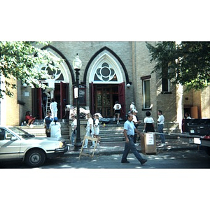 Volunteers at the Jorge Hernandez Cultural Center.