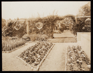 Garden at "Blythewood," residence of Henry W. Proctor, Little's Point, Swampscott, Mass., c. 1917.