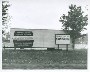 The Linkletter Natatorium construction site signs, 1966