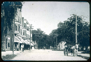 Cliftondale Square/ Gorden Taylor left next Wallays