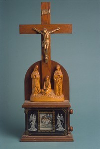 Crucifix with scrolling stations of the cross
