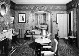 Interior view of the front parlor facing north, Bowen House, Woodstock, Conn.