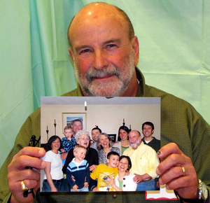 Harry Katz at the Duxbury Mass. Memories Road Show