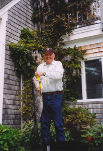 Bengt Weisshuhn holding prize winning fish