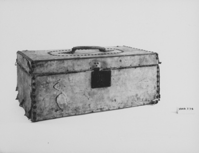 Hide-covered Trunk