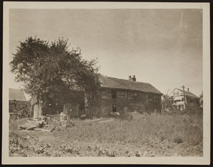 Exterior view of the Browne House, Watertown, Mass., September 23, 1917.
