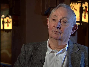 ¡Colores!; Interview with Tony Hillerman, 1