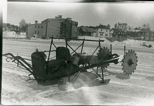 Ice Cutting Machine Flax Pond Power Driven Ice Cutter