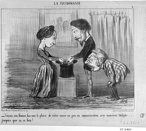 - Voyons, ma femme, fais-moi le plaisir de rester encore un peu en communication avec monsieur Adolphe... j'espère que ça se fera!