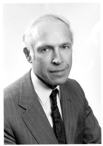 Suffolk University Professor Warren Briggs (SBS)