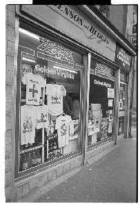 Boy wears "Proud to be a Prod" t-shirt, East Belfast