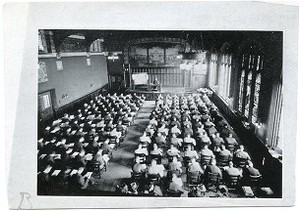 Gasson Hall interior: Irish Room as a classroom with students