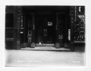 Doorway at #1 Boylston St., west side, 645-657 Washington St., Boston, Mass., November 20, 1904