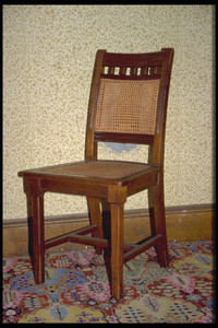 Dining chair--side