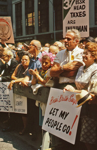 Demonstrators at rally for Soviet Jewry