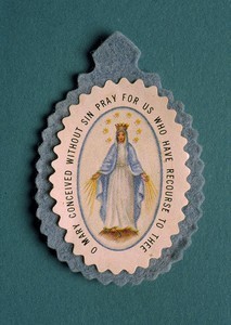 Badge of the miraculous medal