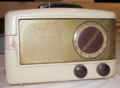 Counter-Top Radio