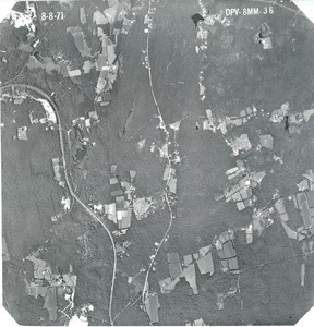 Worcester County: aerial photograph. dpv-8mm-36