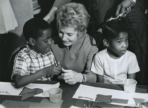 Eleanor McGovern with schoolchildren