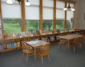 Belding Memorial Library: children's room