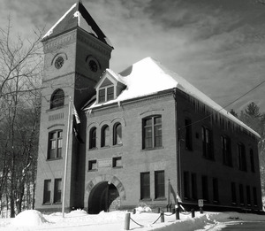 Tyler Memorial Library: front view of the library in snow