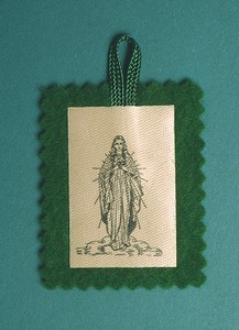 Green scapular