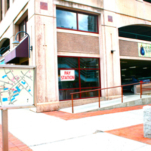 Gare Parking Garage