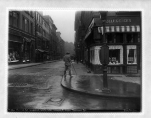 Winter Street, sidewalk, south side, looking east from Tremont Street, Boston, Mass., March 30, 1911
