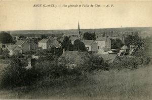 Angé (L. et C.): Vue général et Vallée du Cher