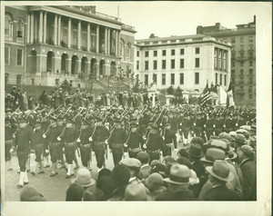 View of Armistice Day parade passing the Massachusetts State House, Boston, Mass., Nov. 11, 1929