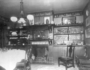 Whiting House, 100 Main St., Charlestown, Mass., Dining Room.
