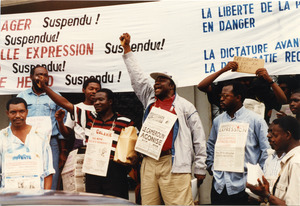 Directors of independent newspapers protesting demonstration