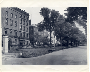 Boston Common along 46 Beacon Street