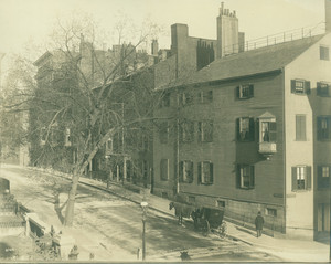 View of Mount Vernon Street, looking toward State House, Boston, Mass., 1902-1905