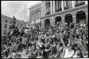 Demonstration at State House against the killings at Kent State: crowd on State House steps