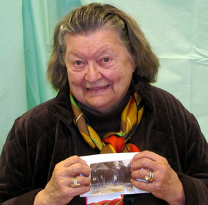 Jean Kennett at the Duxbury Mass. Memories Road Show