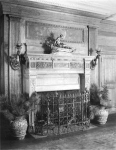 Alvan T. Fuller House, 150 Beacon St., Boston, Mass., Fireplace.