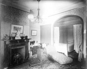 Govenor Russell House, Cambridge, Mass., Bedroom.