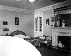 Alvan T. Fuller House, 150 Beacon St., Boston, Mass., bedroom