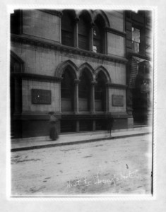 Next to Young's Hotel, Sears Building, 199 Washington Street, Boston, Mass., ca. 1900
