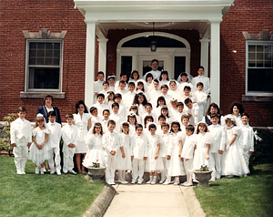 Group of children on their First Communion
