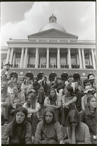 Demonstration at State House against the killings at Kent State: crowd on State House steps