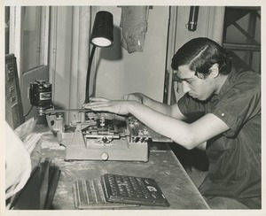 A man uses a pantograph engraver at TOWER training