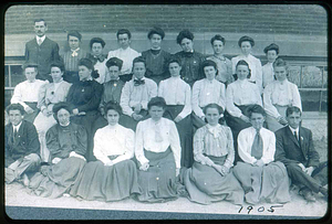 Saugus People at school, 1905