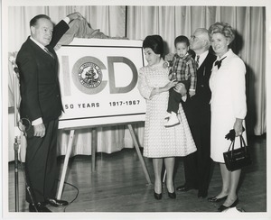 Bob Hope unveiling new logo at Institute Day