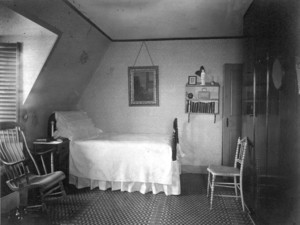 Thomas Perkins House, Cary Cottage, Nahant, Mass., Bedroom.