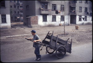 Foshan: hand-pulled cart