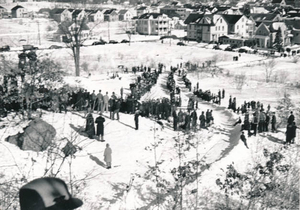 Bunker Hill toboggan/sledding competition